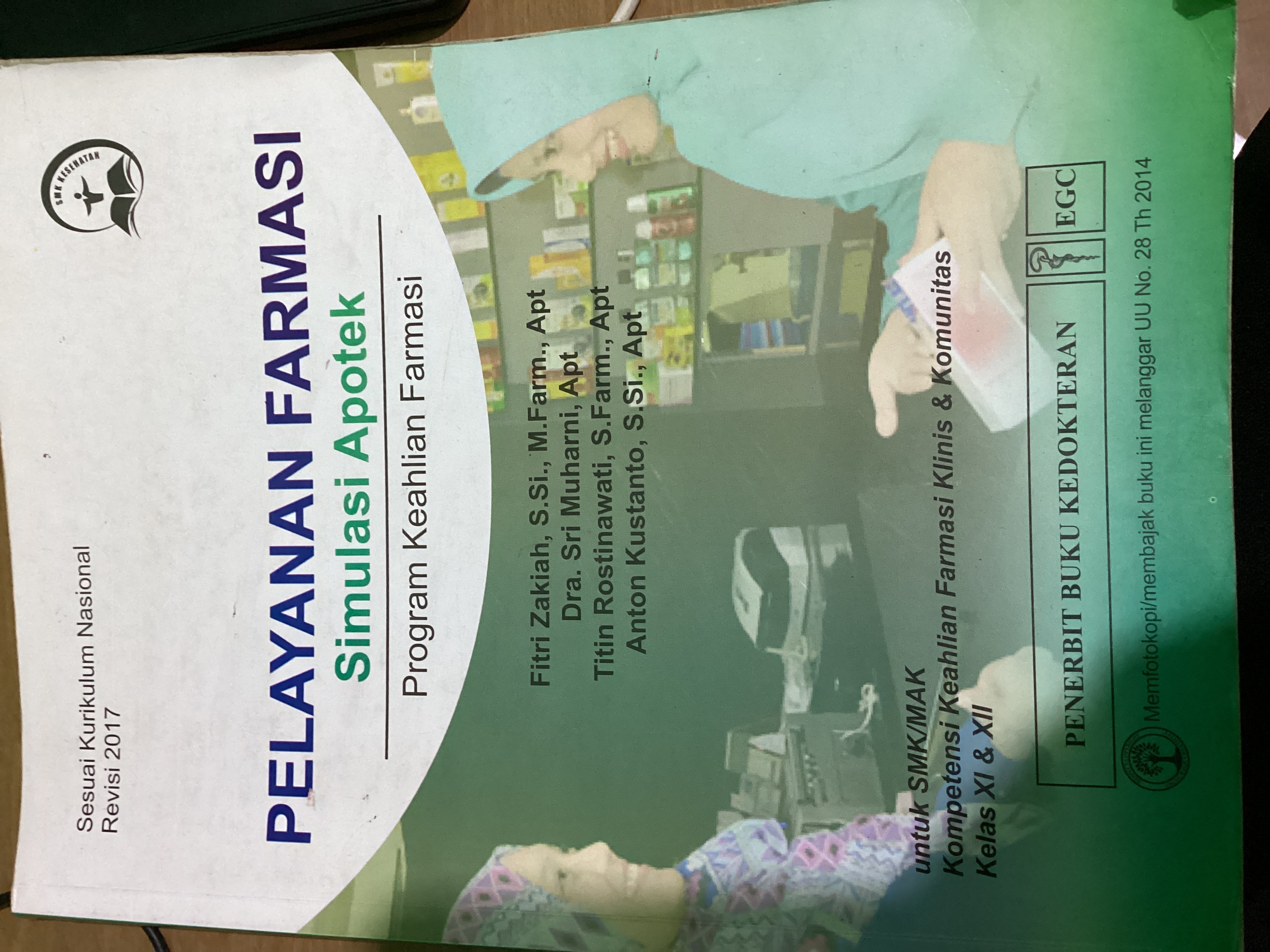 Pelayanan farmasi simulasi apotek XI & XIi